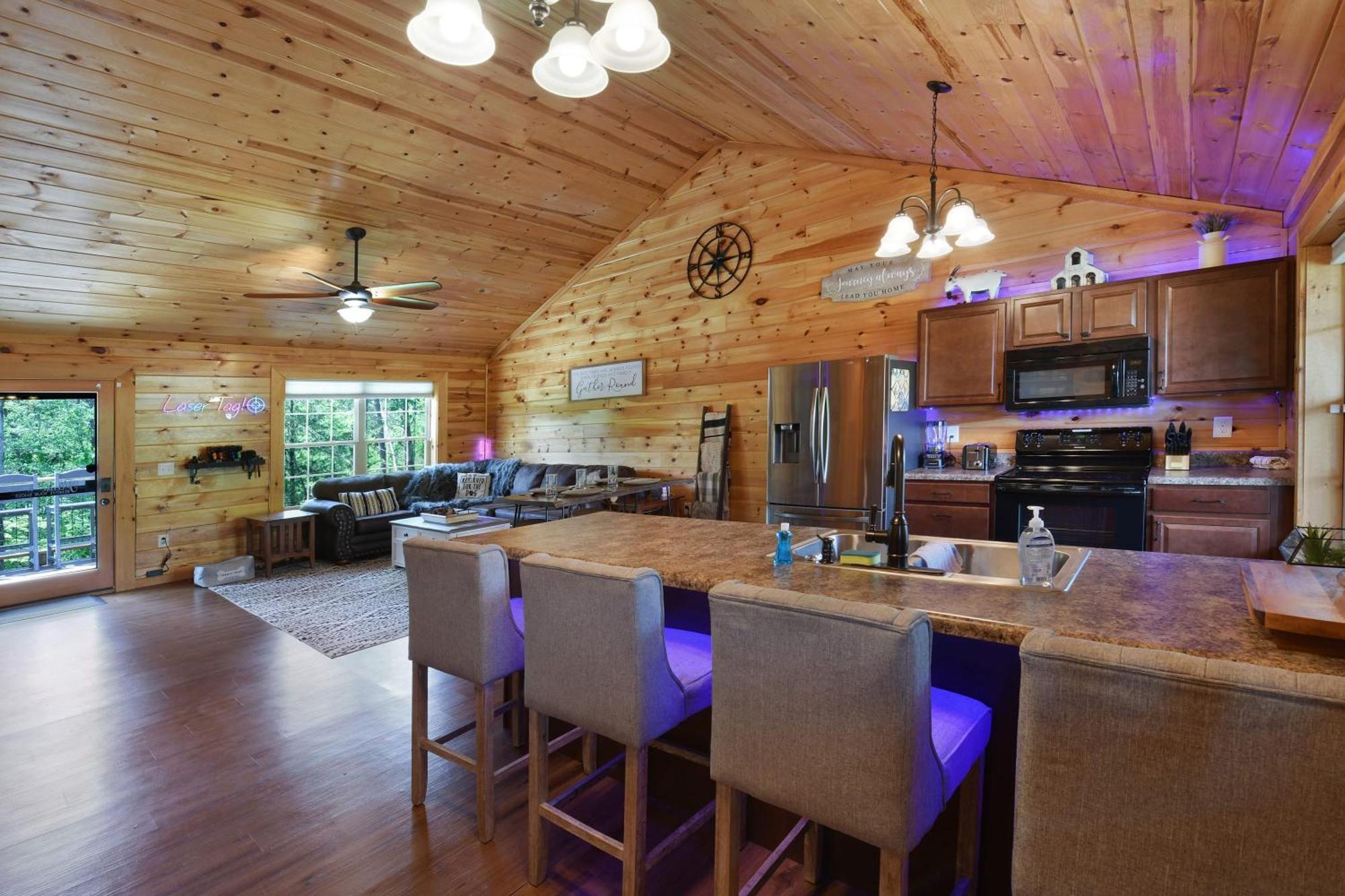 Enchanted Forest Cabin And Teepee! Lights & Laser Show! Private Hot Tub! Unique Stay! Sevierville Bagian luar foto